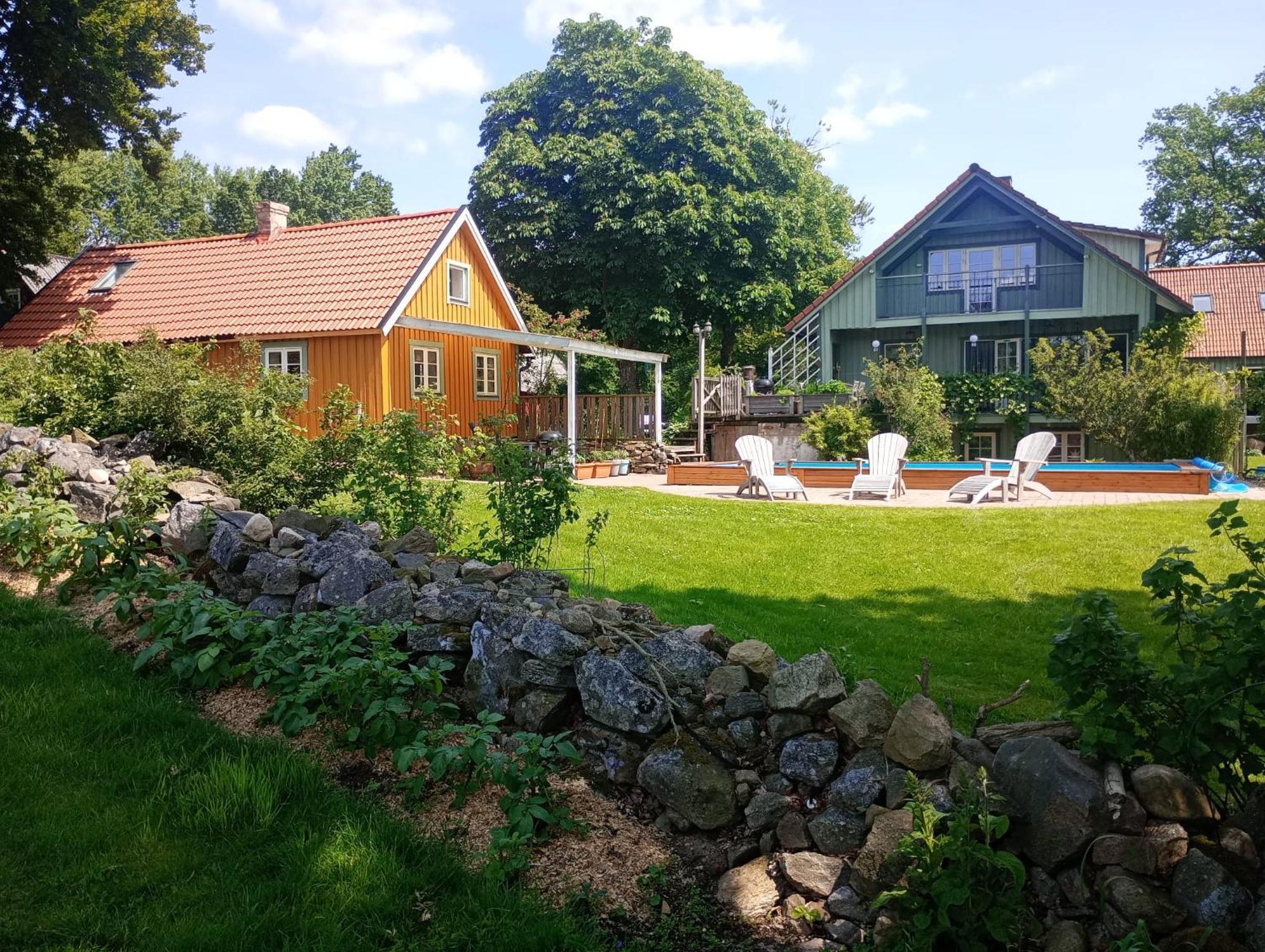 Vakantiehuis Damwildfarm In Rollerbue Suedschweden